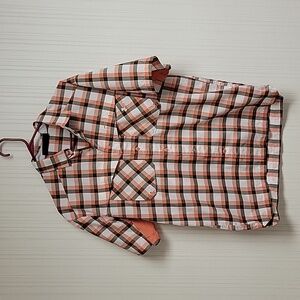 Under armour short sleeve button up men's sz medium grey peach white